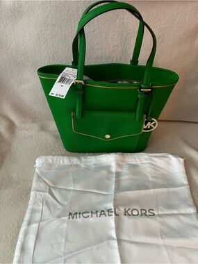 Michael Kors Bright Green Saffiano Leather Tote with Front Pocket NWT